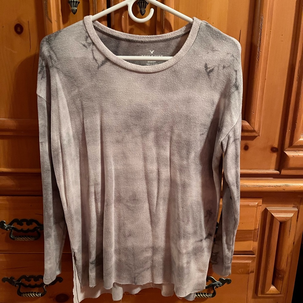 Long sleeve soft and sexy T-shirt size small